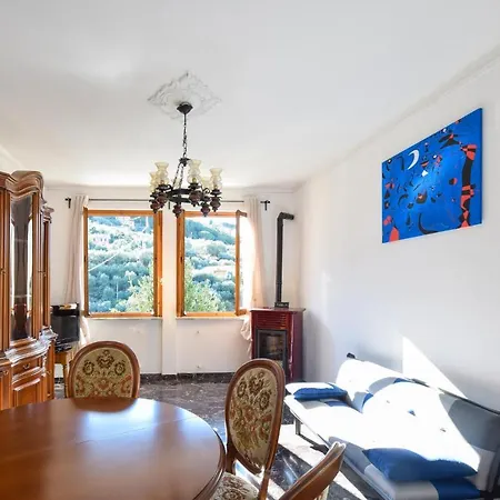 3 Bedroom Beautiful In *